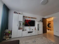 Tei Vanzare apartament 4 camere, complet renovat si mobilat